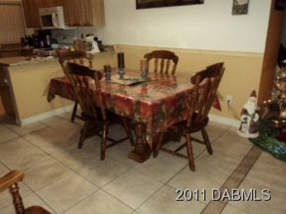 3rd image of 23 Aaron Cir