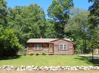 95 Cedar Ln, Halifax, MA 02338