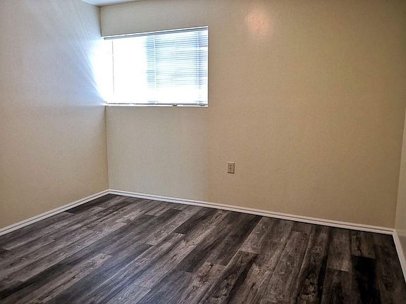 5th image of 215 E Vidas Ave APT 7