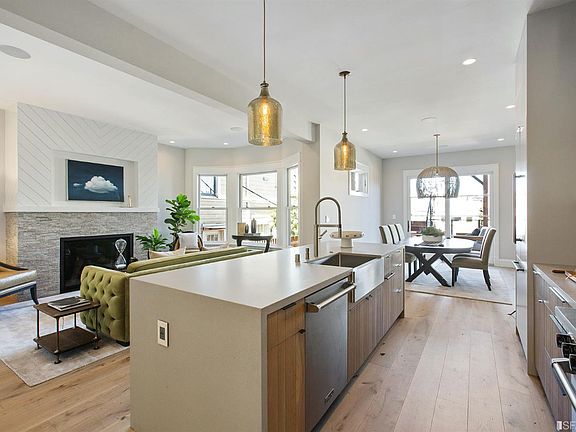 5th image of 73 Fair Oaks St