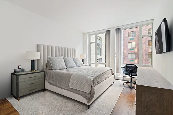 Rented by Douglas Elliman | media 4