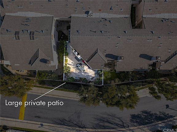 3rd image of 1058 S Country Glen Way
