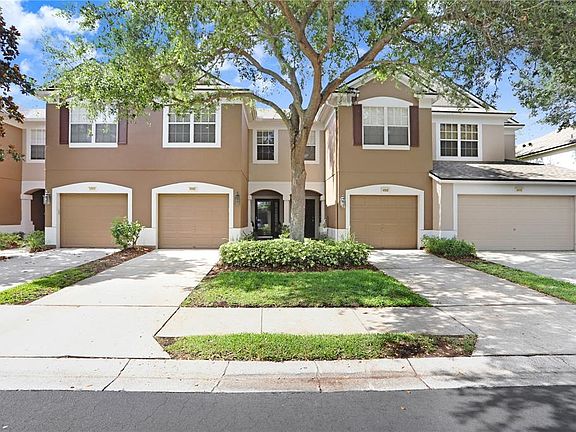 2nd image of 4986 Pond Ridge Dr