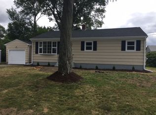 98 Poplar St, Woonsocket, RI 02895