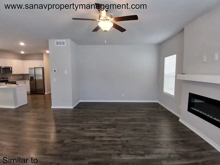 2404 SW Plaza Pkwy — Photo 11