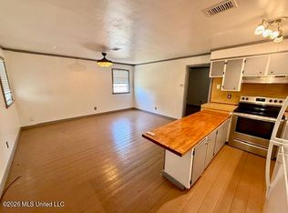 7720 Fountainbleau Rd #3, Ocean Springs, MS 39564