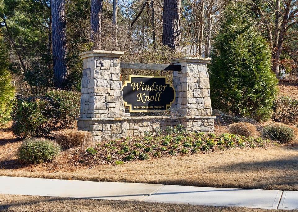 1st image of 2620 Windsor Knoll Dr