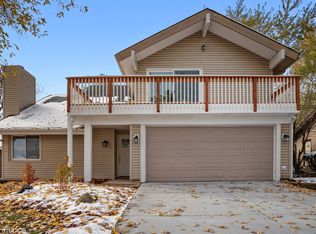 5732 Gardner Ct, Hanover Park, IL 60133
