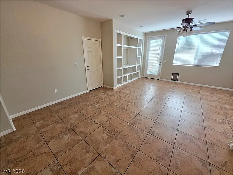 9115 Mount Wilson St — Photo 17