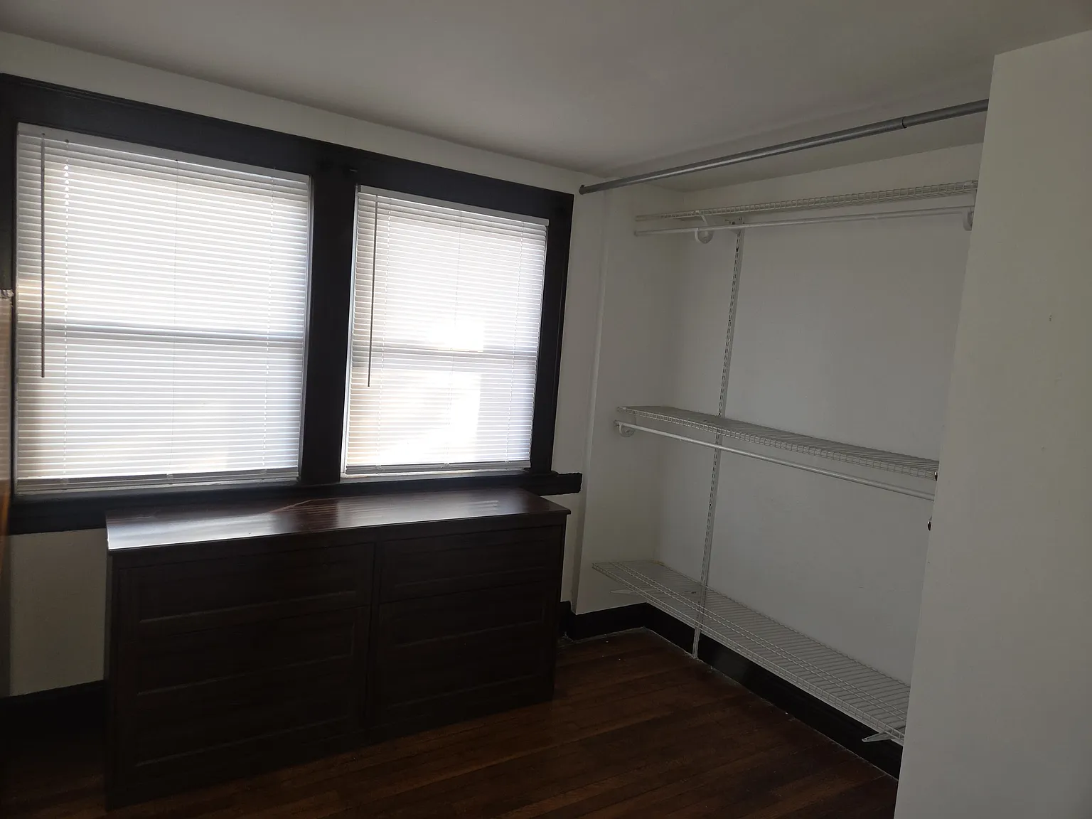 1 bed, 7840 sqft, $850 — Photo 3