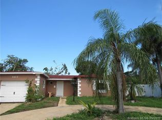 6463 SW 8th Ct, North Lauderdale, FL 33068