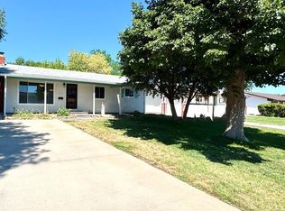 2127 Ridgewood Ln, Pueblo, CO 81005
