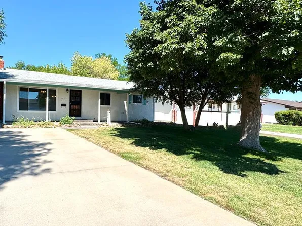 2127 Ridgewood Ln, Pueblo, CO 81005