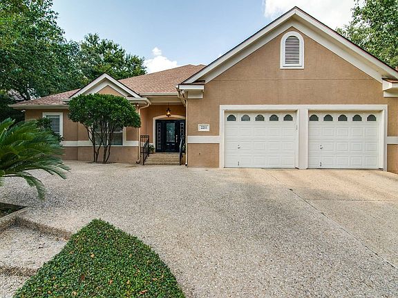 3rd image of 2211 Postoak Ct