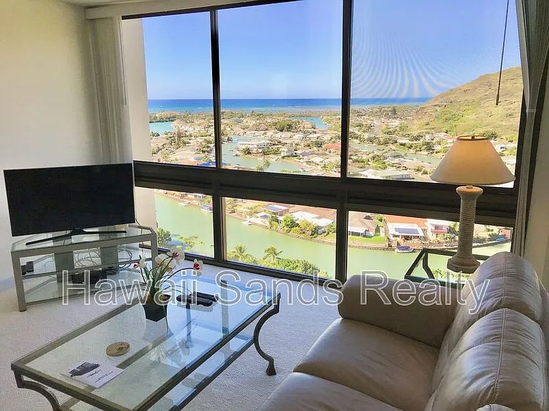 2 bed, 2.0 bath, 1274 sqft, $4,000 — Photo 4