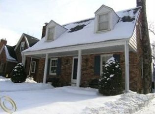 273 Mount Vernon Ave, Grosse Pointe Farms, MI 48236