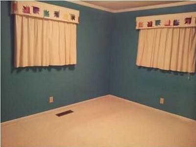 5th image of 25 Abelia Ln
