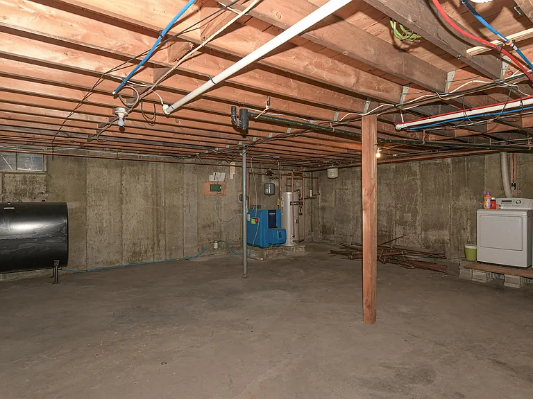 216 Mechanic St #A — Photo 51