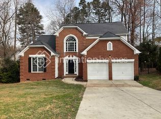7707 Harrington Woods Rd, Charlotte, NC 28269