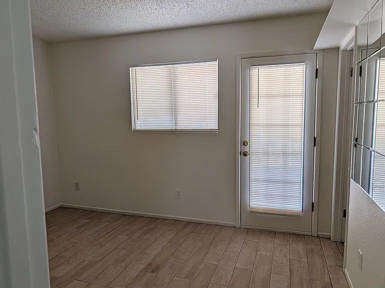 2125 Ashfork Ave — Photo 13