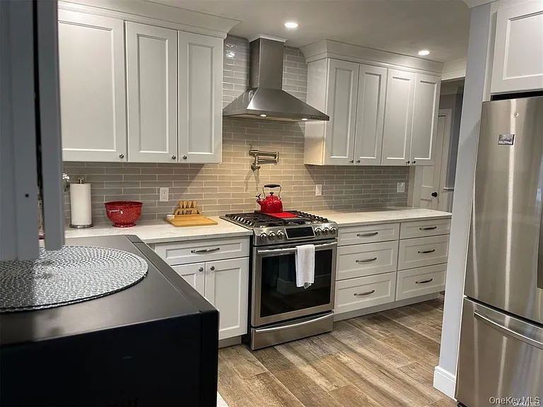 84 Ocean Ave — Photo 6