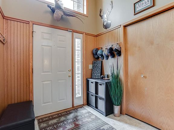 3rd image of 28687 Holly Dr NW