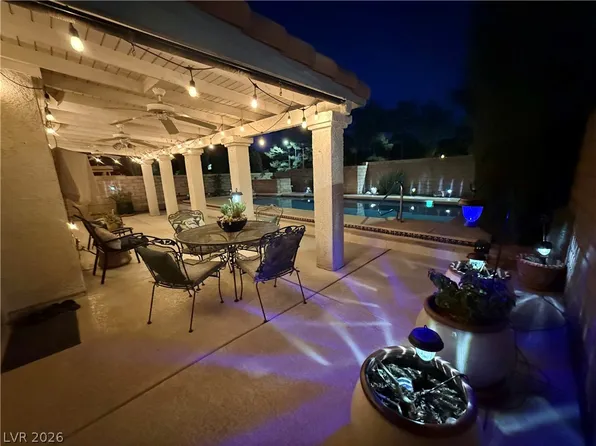 7749 Parnell Ave, Las Vegas, NV 89147