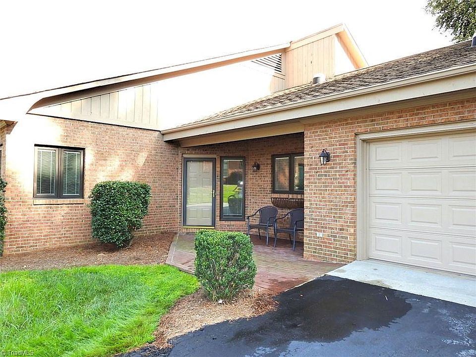 1st image of 108 Oleander Dr