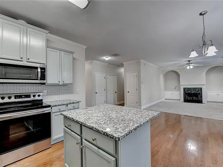 522 Suwanee Oaks Dr — Photo 24