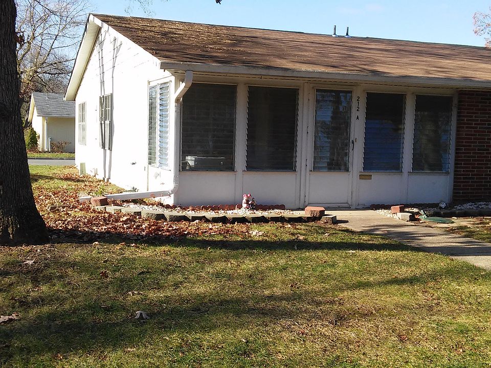 1st image of 212 Huntington Drive #A