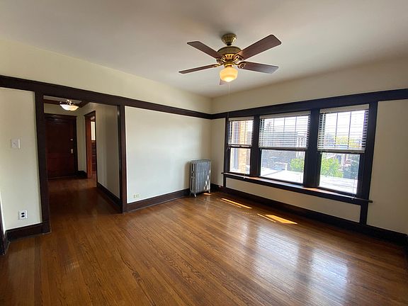 5th image of 4422 N Greenview Ave APT 3W