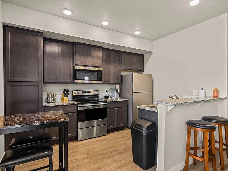 7353 N Lucy Rose Ln — Photo 3