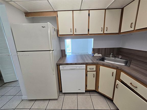 5th image of 801 NW 47th Ave APT 501W