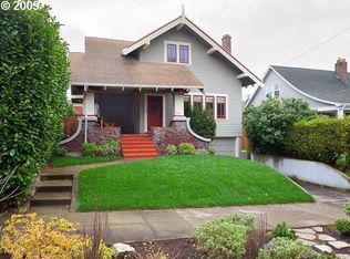 5326 SE Sherman St, Portland, OR 97215