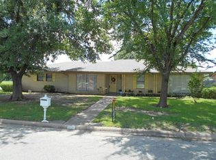 5514 Lynn St, Greenville, TX 75402