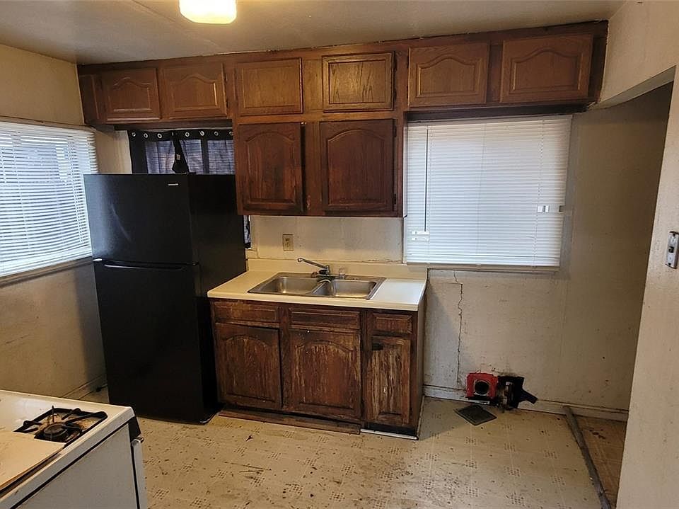 2nd image of 3607 W 80th Avenue