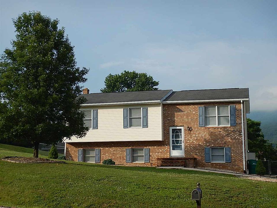1st image of 5820 W Donnagail Dr