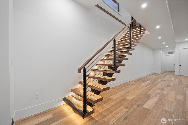 5th image of 5411 Hershey Lane