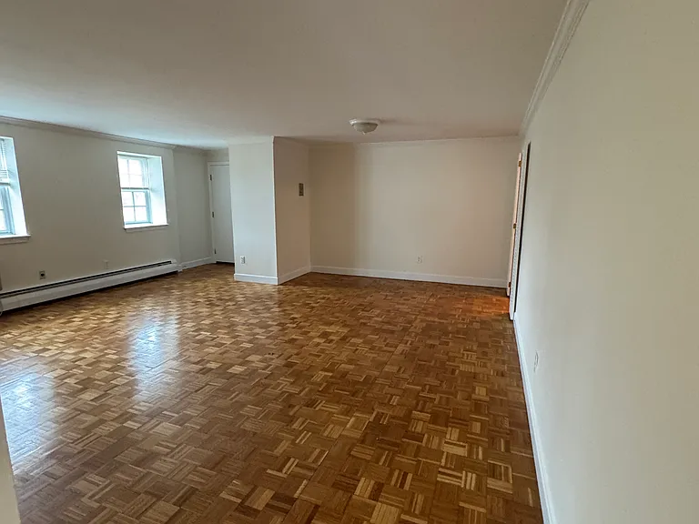 42 Worthen Rd — Photo 8