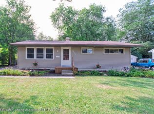 2021 Pleasant View Ave, Lansing, MI 48910