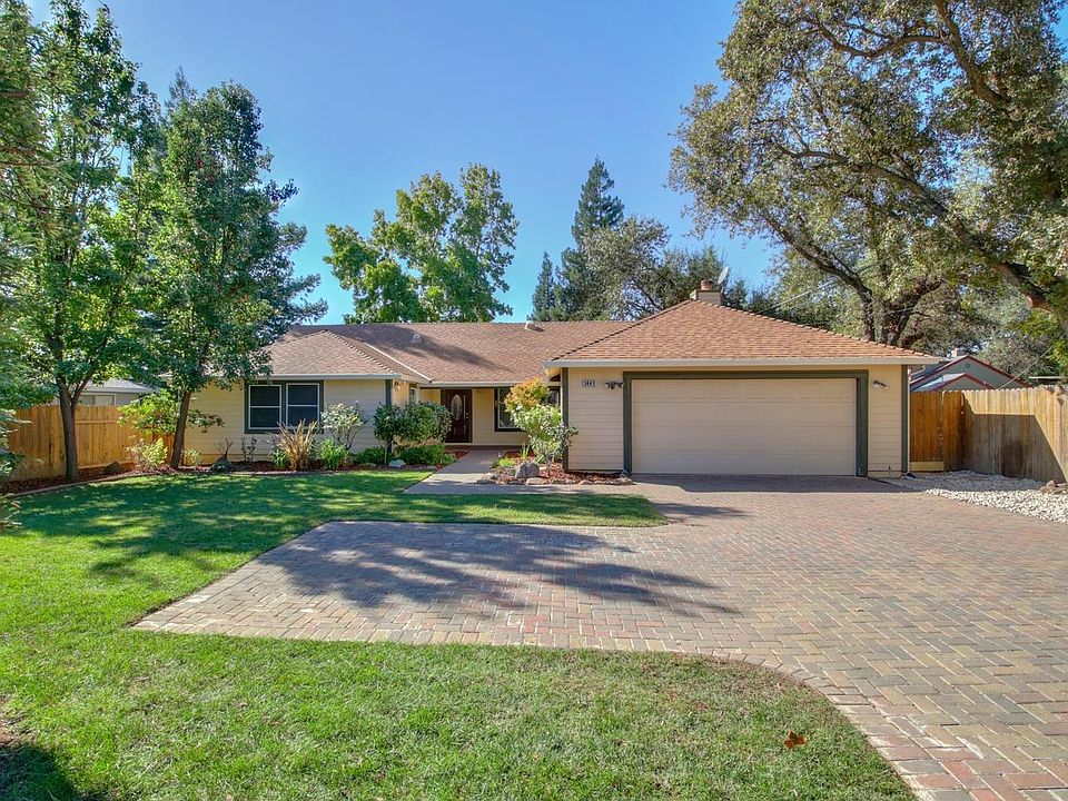 2nd image of 3449 California Ave