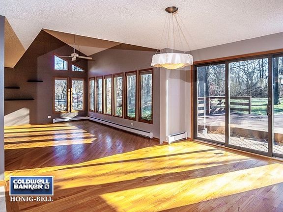 4th image of 19823 S Woodside Dr