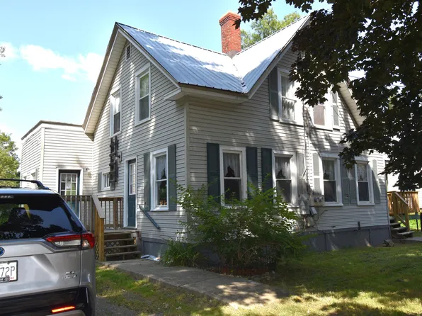 38 Academy Street, Hartland, ME 04943