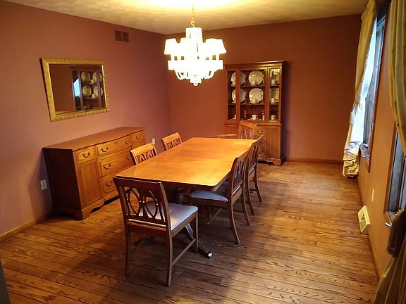5th image of 120 Paulman Cir