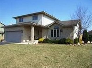 9841 Margo Ln, Munster, IN 46321