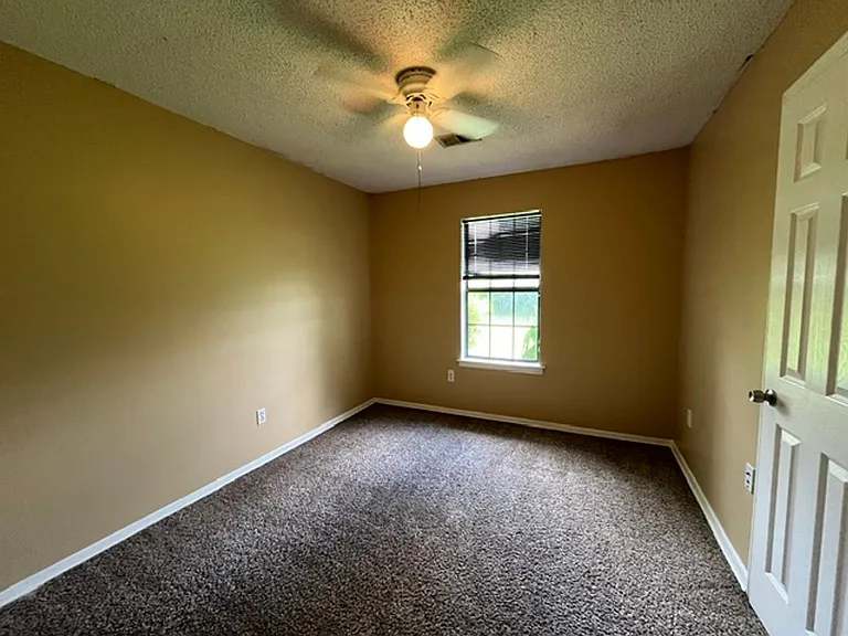 7386 Northbrook Dr — Photo 4