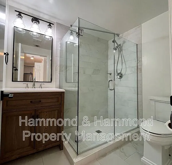 1462 4th St — Photo 11