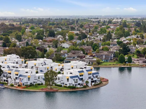 902 Lido Ln, Foster City, CA 94404