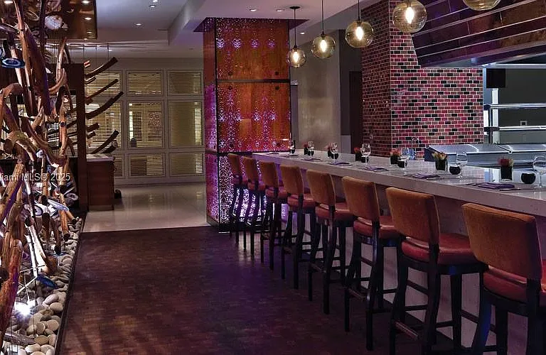 6801 Collins Ave #309 — Photo 10
