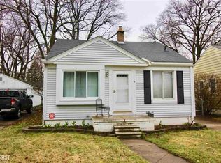 58 Ascot Ave, Waterford, MI 48328